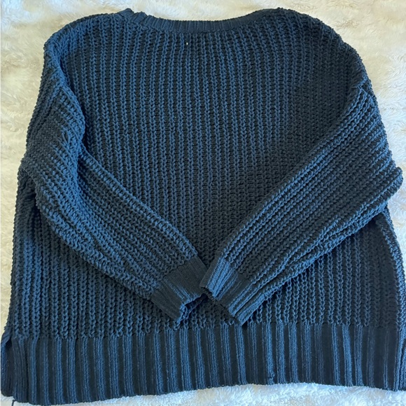 American Eagle Sweater Black - Picture 3 of 4